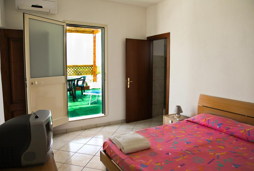 Bonjour Bed and Breakfast Morciano di Leuca Habitación foto